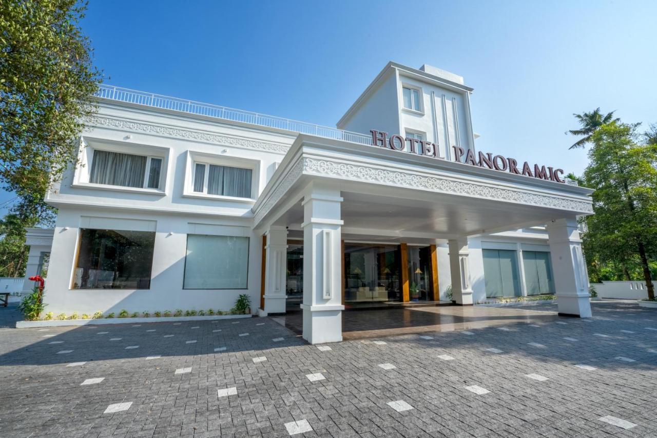 Hotel Panoramic Kochi Exterior foto